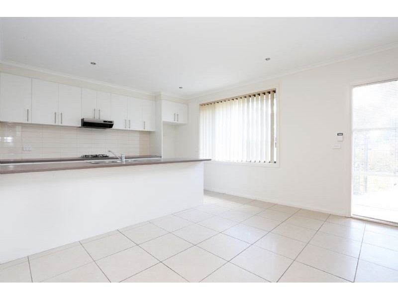 1/46 Kings Road, St Albans VIC 3021