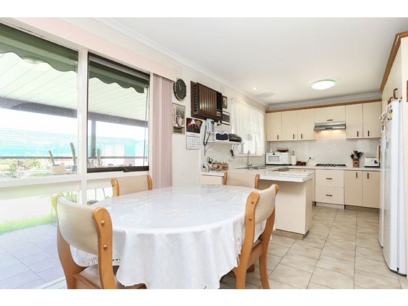 47 Branston Road, St Albans VIC 3021