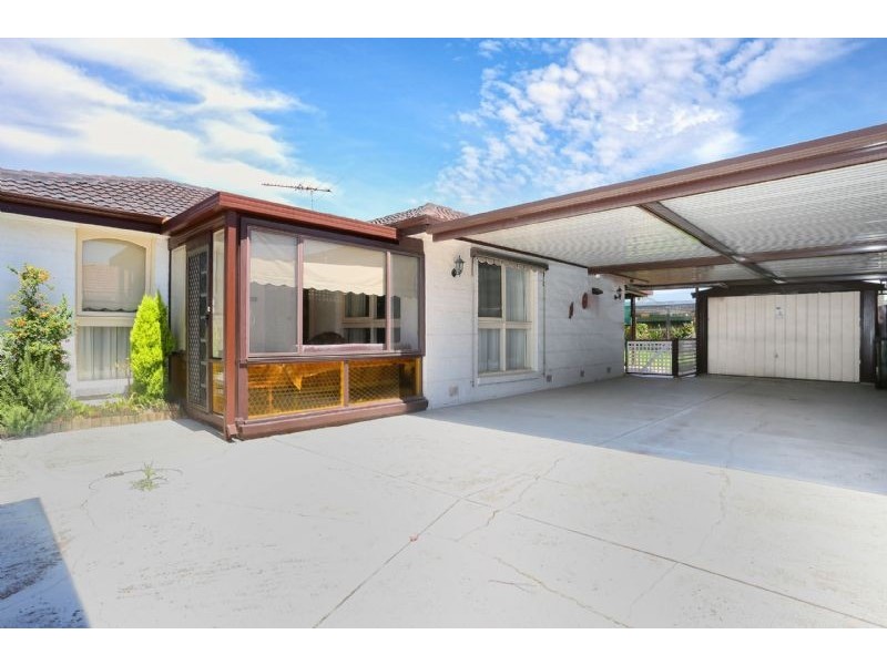 47 Branston Road, St Albans VIC 3021