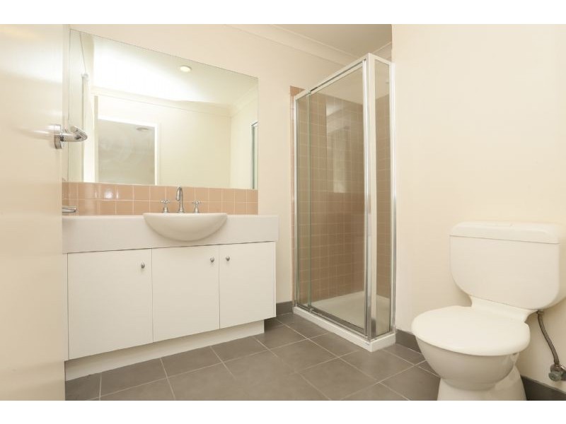7 Wentworth Drive, Taylors Lakes VIC 3038