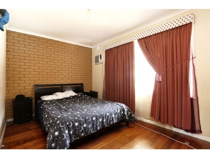 2/43 James Street, St Albans VIC 3021