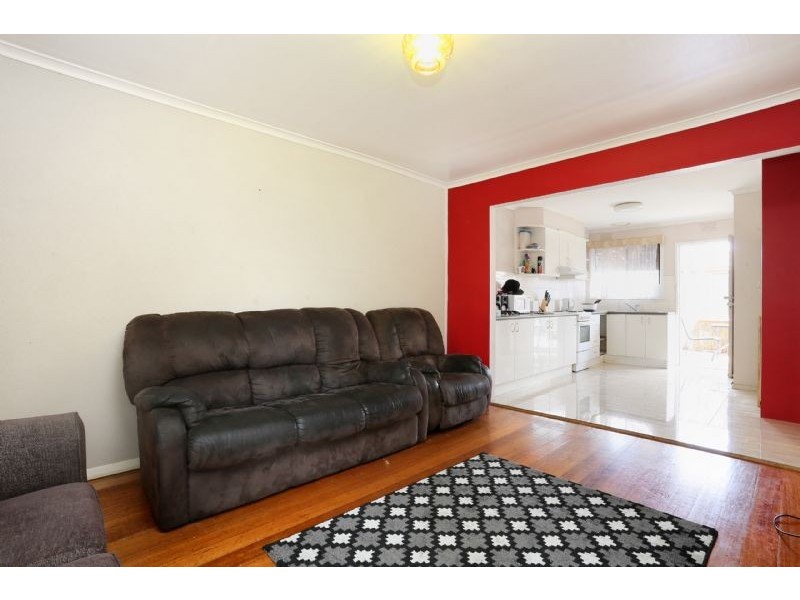 2/43 James Street, St Albans VIC 3021