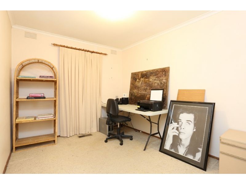 9 Seville Court, Kings Park VIC 3021