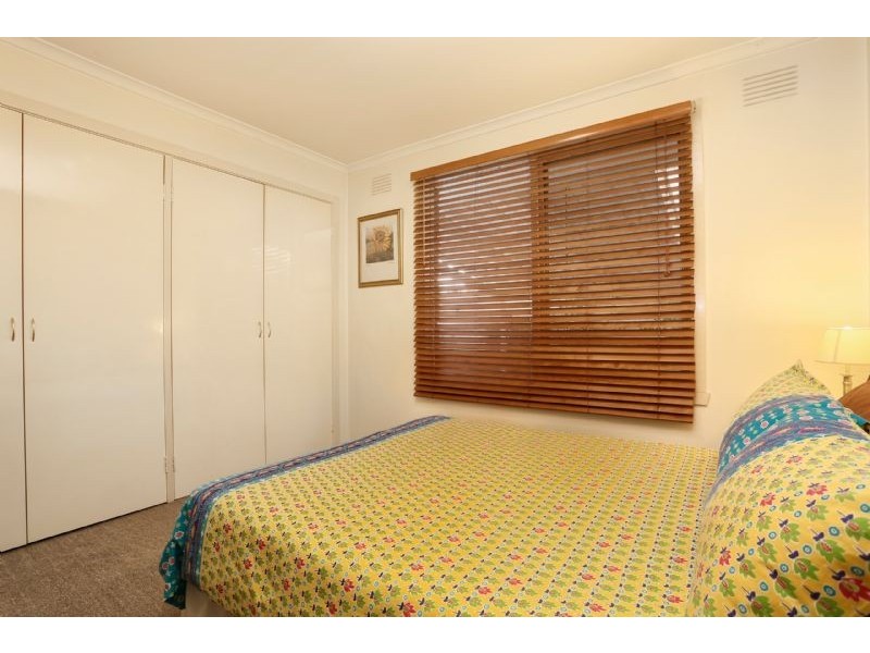 21 Entally Drive, Albanvale VIC 3021
