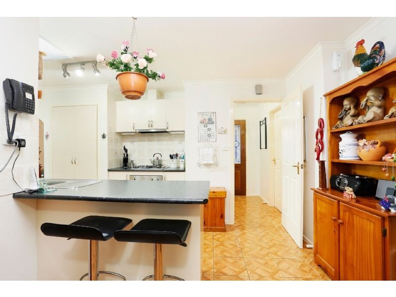 21 Entally Drive, Albanvale VIC 3021