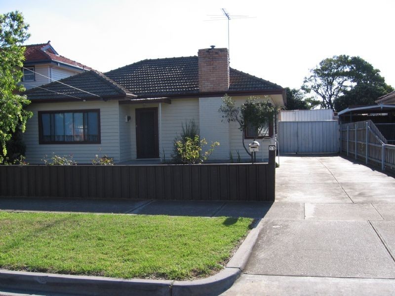 11 ERNEST STREET, Sunshine VIC 3020