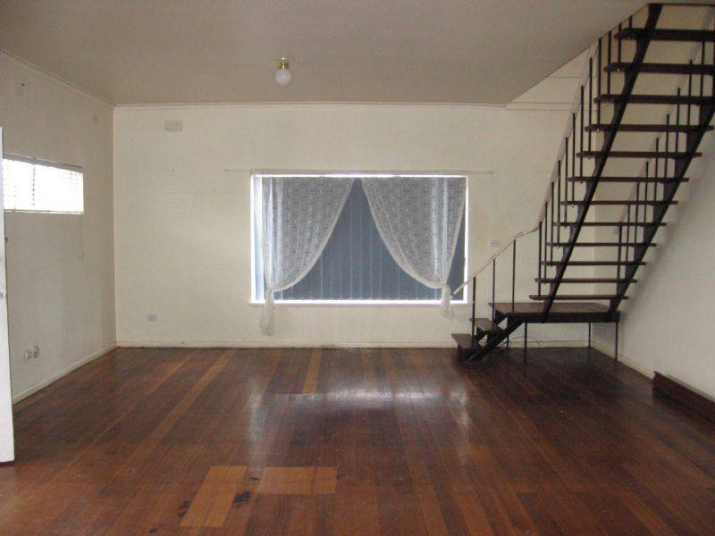 20 BERKSHIRE ROAD, Sunshine North VIC 3020