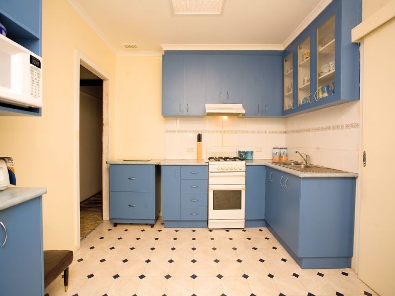 130 CHURCHILL AVENUE, Braybrook VIC 3019