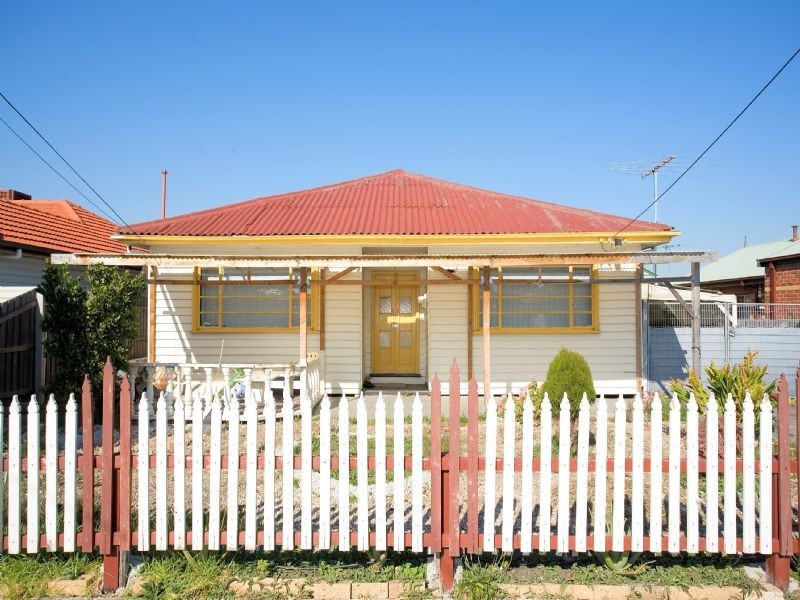 16 MARCIA STREET, Sunshine West VIC 3020