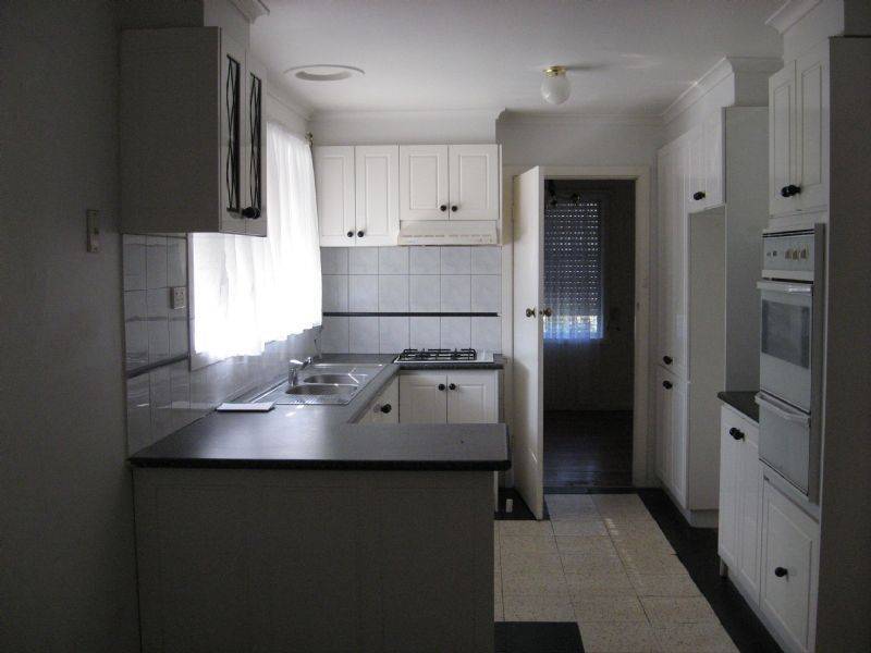 25 ALLISON STREET, Sunshine West VIC 3020