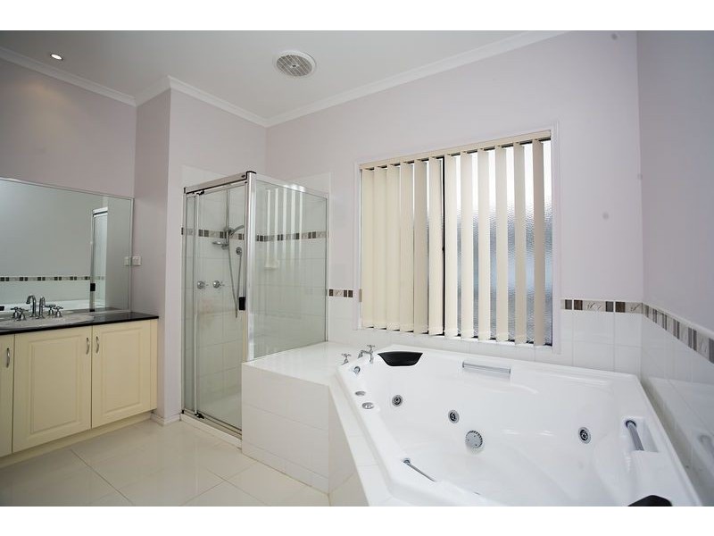 149 Suffolk Road, Sunshine North VIC 3020