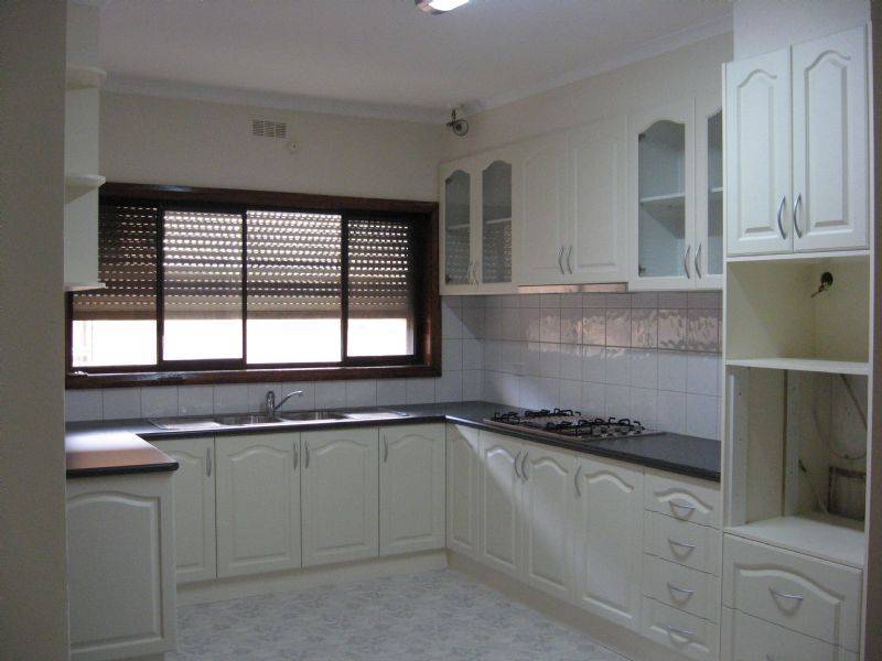 26 RALEIGH ROAD, Maribyrnong VIC 3032