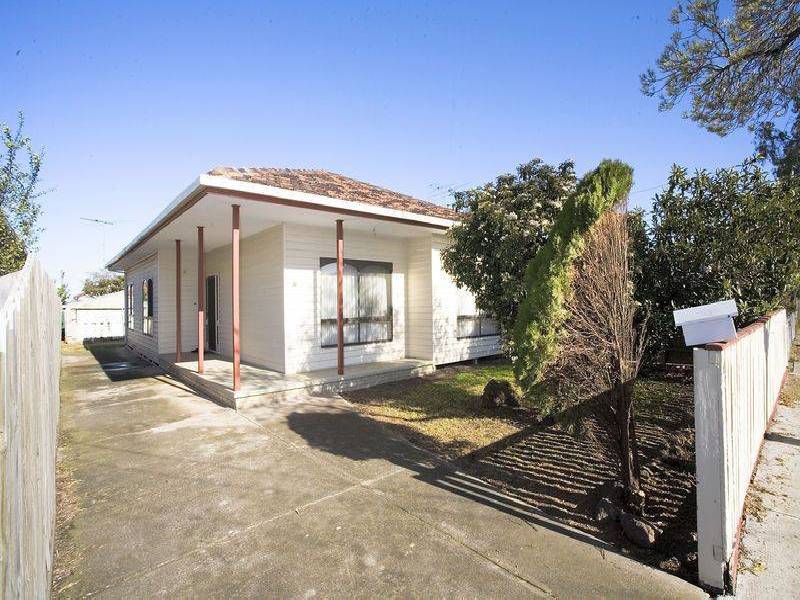 65 Benjamin Street, Sunshine VIC 3020