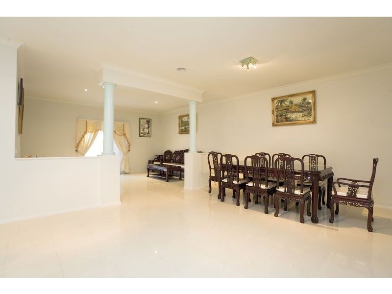 18 Sunrise Drive, Sunshine West VIC 3020