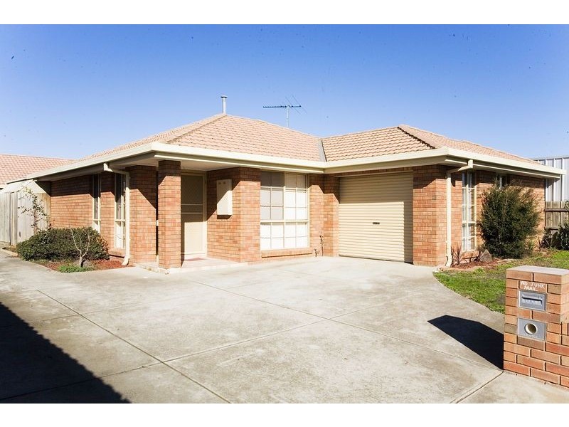 1/8 Trickey Court, Sunshine North VIC 3020