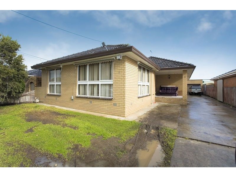 13 Fern Street, Sunshine West VIC 3020