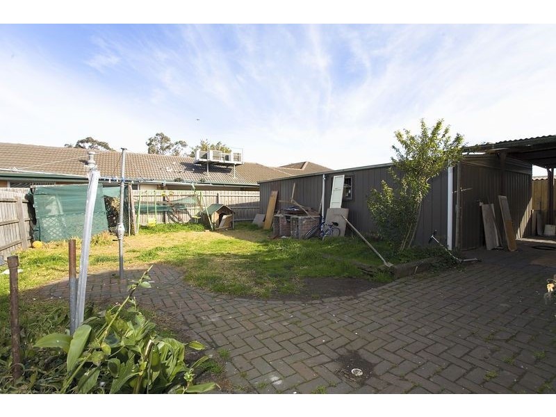 5 Kinnane Crescent, Sunshine VIC 3020