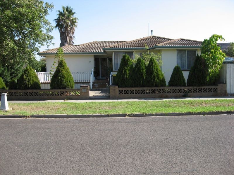 17 ALLISON STREET, Sunshine West VIC 3020