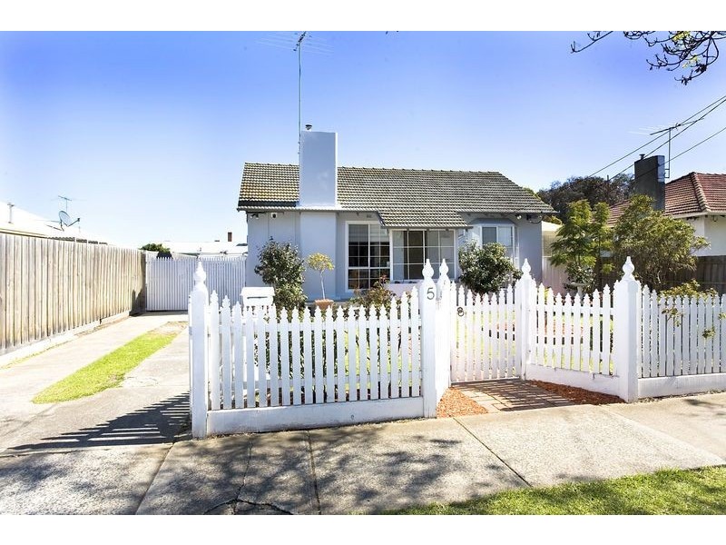 5 Melon Street, Braybrook VIC 3019