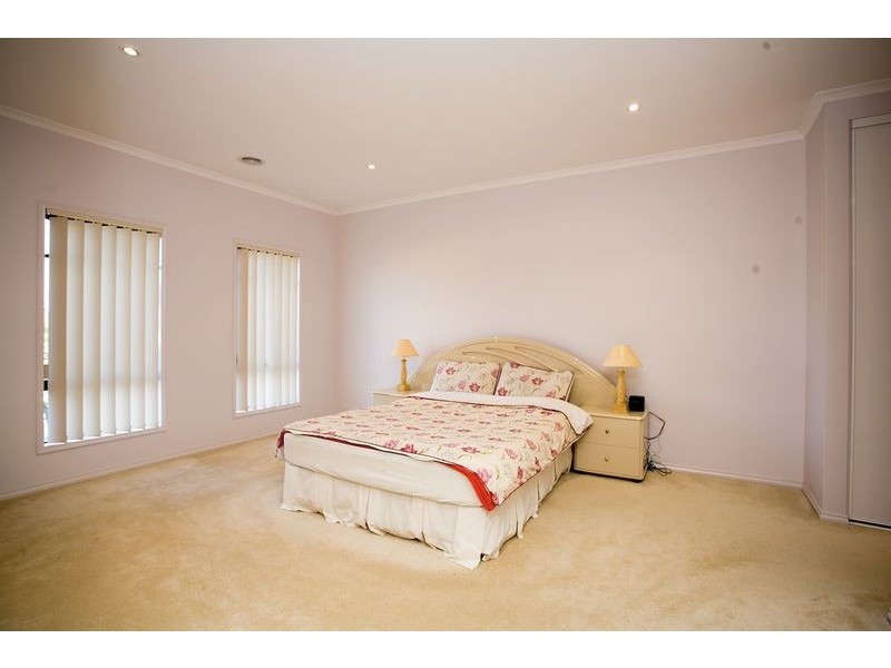 149 Suffolk Road, Sunshine North VIC 3020