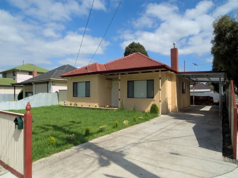 19 Rosewall Street, Sunshine North VIC 3020