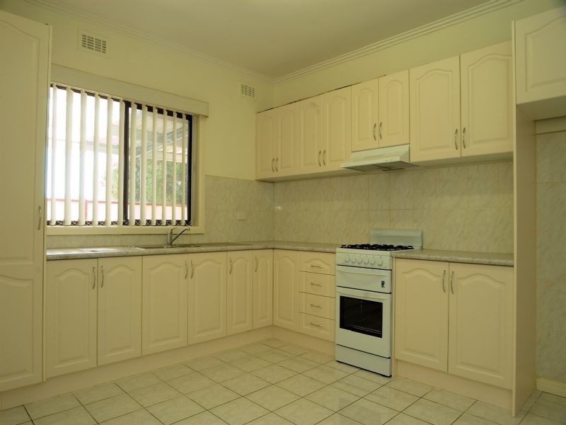 19 Rosewall Street, Sunshine North VIC 3020