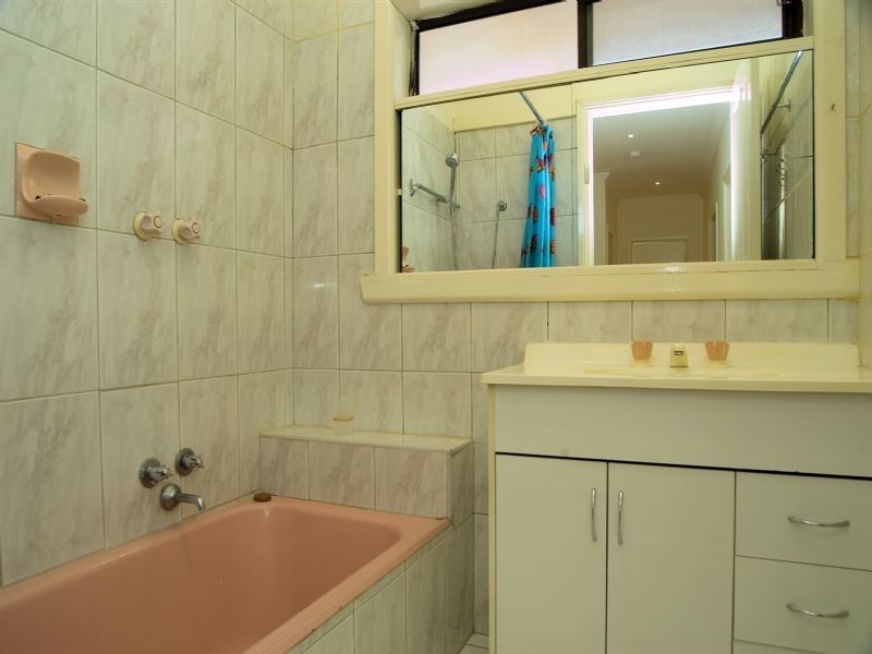 19 Rosewall Street, Sunshine North VIC 3020