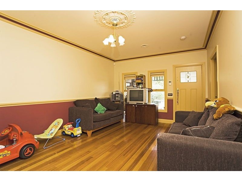 74 Couch Street, Sunshine VIC 3020