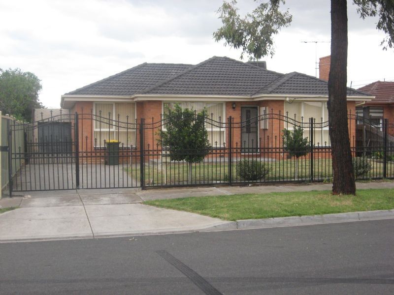 13 JOAN STREET, Sunshine West VIC 3020