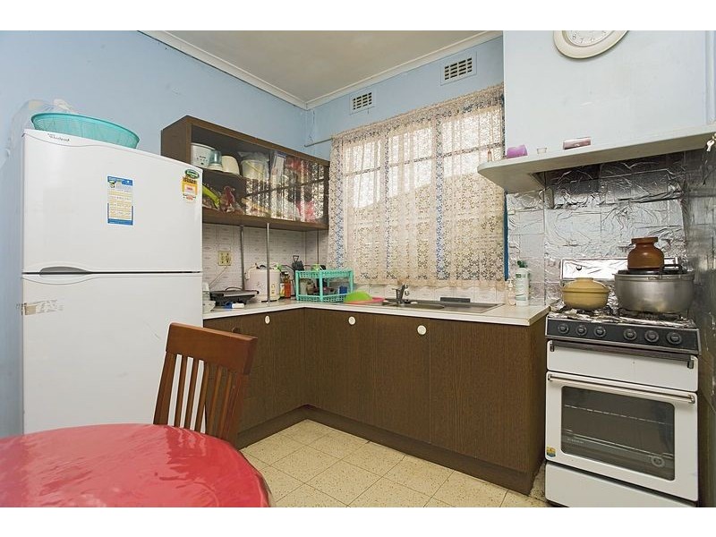 34 Churchill Avenue, Maidstone VIC 3012