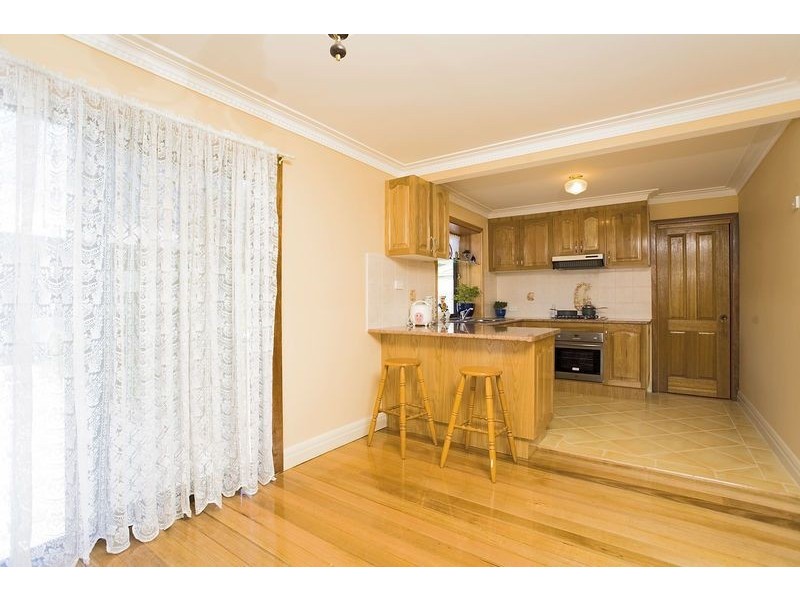 24 Thomson Street, Sunshine VIC 3020