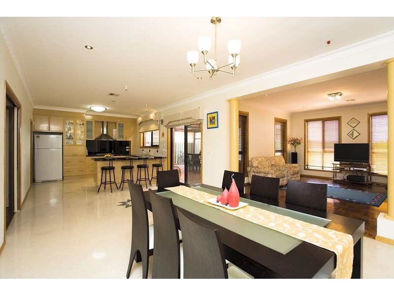 26 St Andrews Drive, Sunshine North VIC 3020