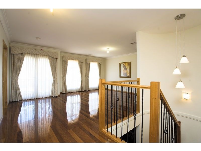 26 St Andrews Drive, Sunshine North VIC 3020