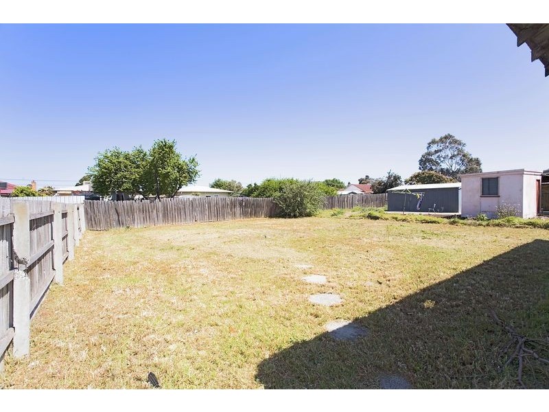 17 Carlton Street, Braybrook VIC 3019