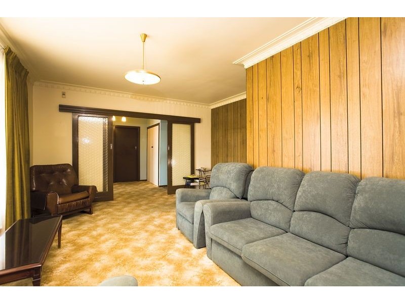 11 Harley Street, Sunshine North VIC 3020