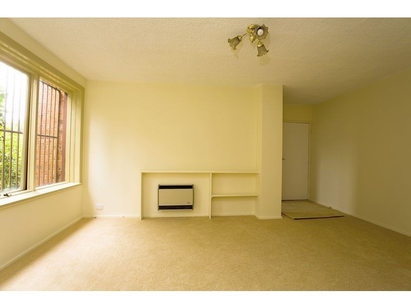 1/52A Forrest Street, Sunshine VIC 3020