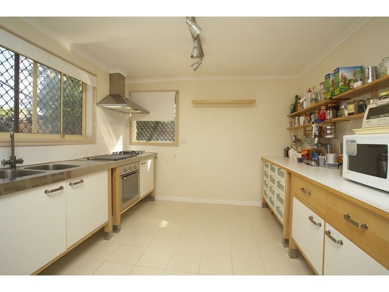 26 Valentine Crescent, Sunshine West VIC 3020