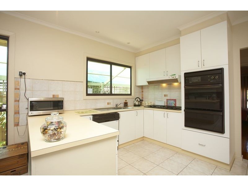 30 Hampden Street, Braybrook VIC 3019