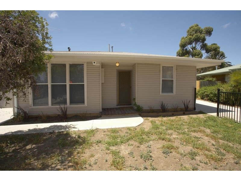 1/18 Rennison Street, Braybrook VIC 3019