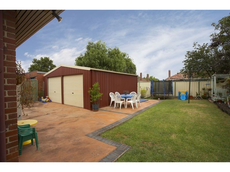 14 Ravenhall Street, Braybrook VIC 3019