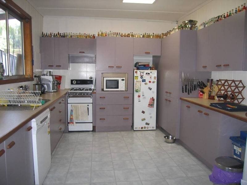 60 WILLIAMSTOWN ROAD, Kingsville VIC 3012