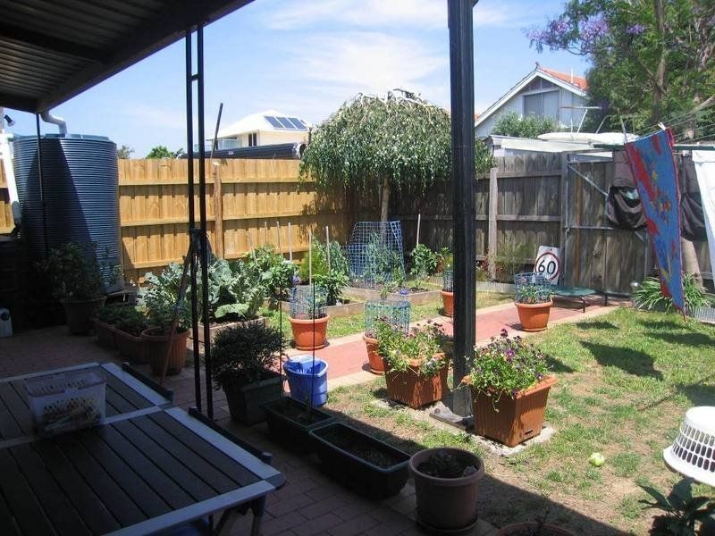 60 WILLIAMSTOWN ROAD, Kingsville VIC 3012