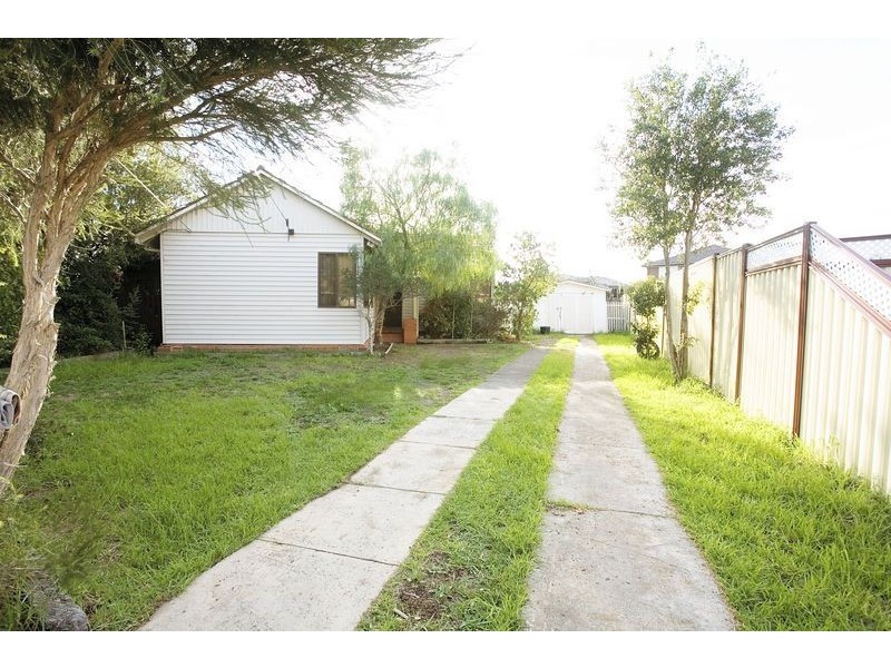 11 Coleman Court, Maidstone VIC 3012