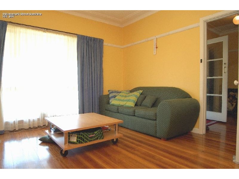9 STONEMARK STREET, Sunshine VIC 3020