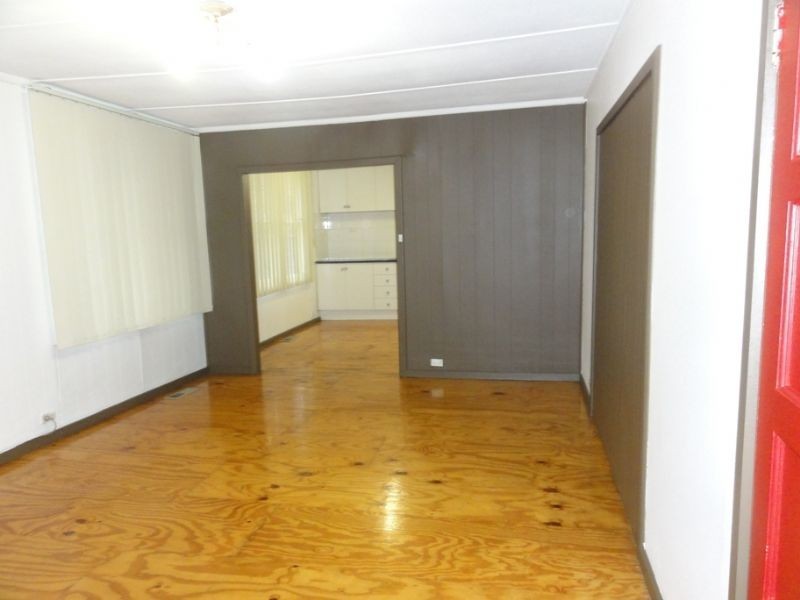 94 COUCH STREET, Sunshine VIC 3020