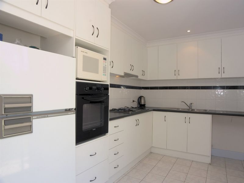 84 Saunders Street, Coburg VIC 3058