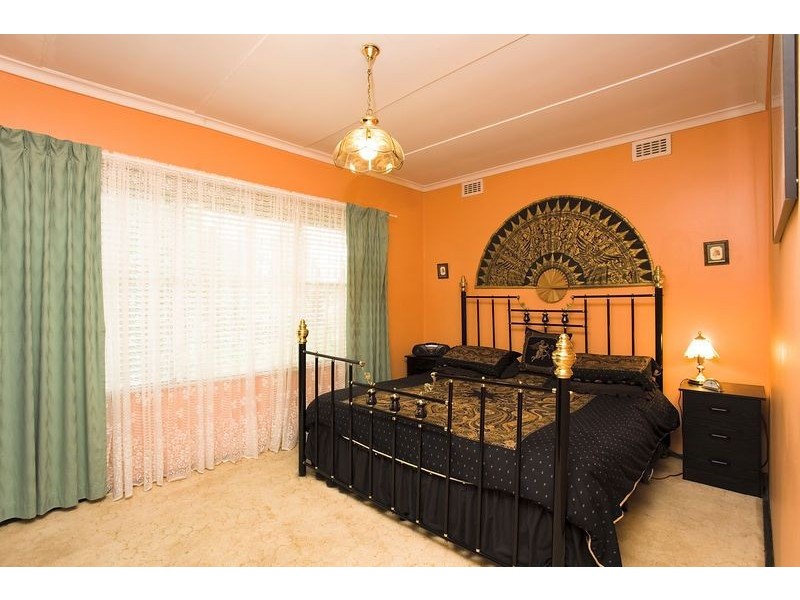 15 Wurruk Street, Fawkner VIC 3060