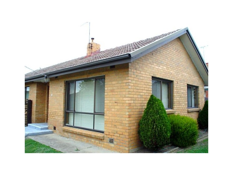 18 Lock Street, Fawkner VIC 3060