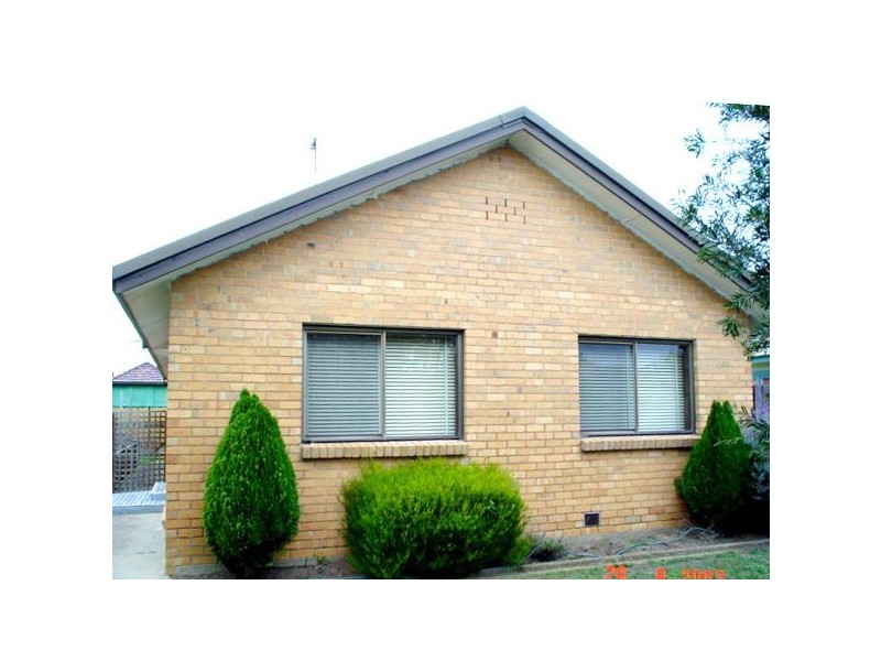 18 Lock Street, Fawkner VIC 3060