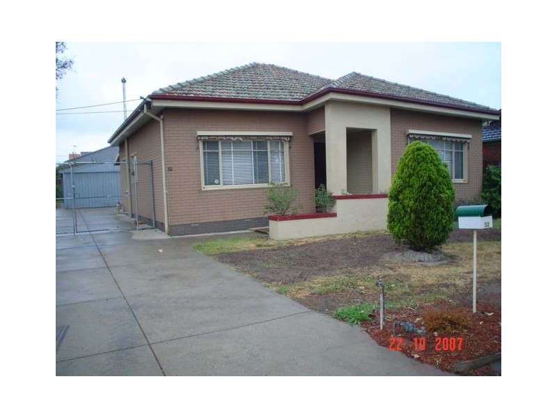32 Lincoln Avenue, Coburg North VIC 3058
